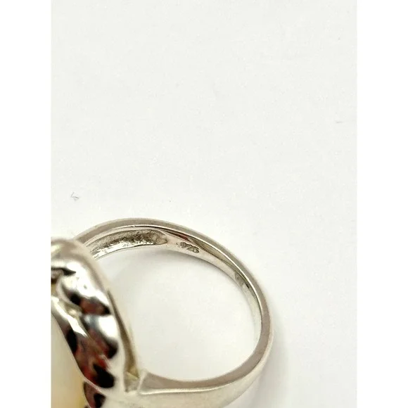 Mother of Pearl Sterling Silver Handmade Statement Ring‎ Size 8.75 - Picture 5 of 8